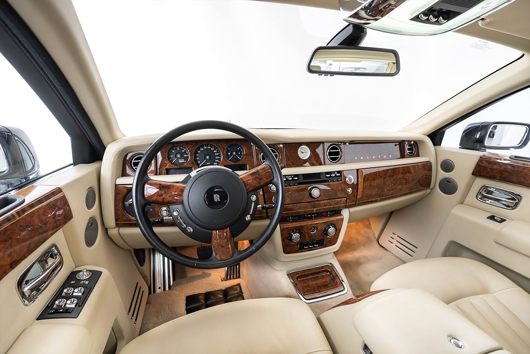 Hyr bröllopsbil – Rolls-Royce Phantom VII